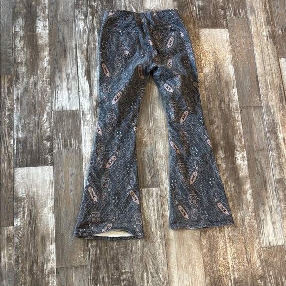 Rock and Roll Denim Bargain Bell Pull On Flare Jeans - Picture 3 of 3